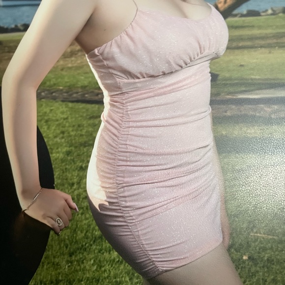 Beautiful pink dress new without tag from Windsor - Picture 4 of 4